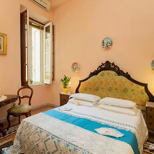 Atmosfere Del Centro Storico Неаполь