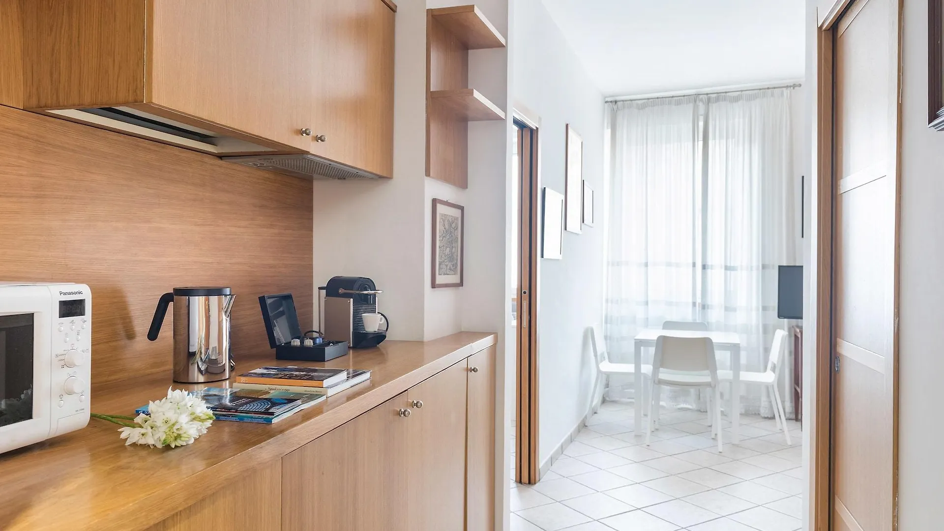 Fiorentini Residence Napoli בית הארחה
