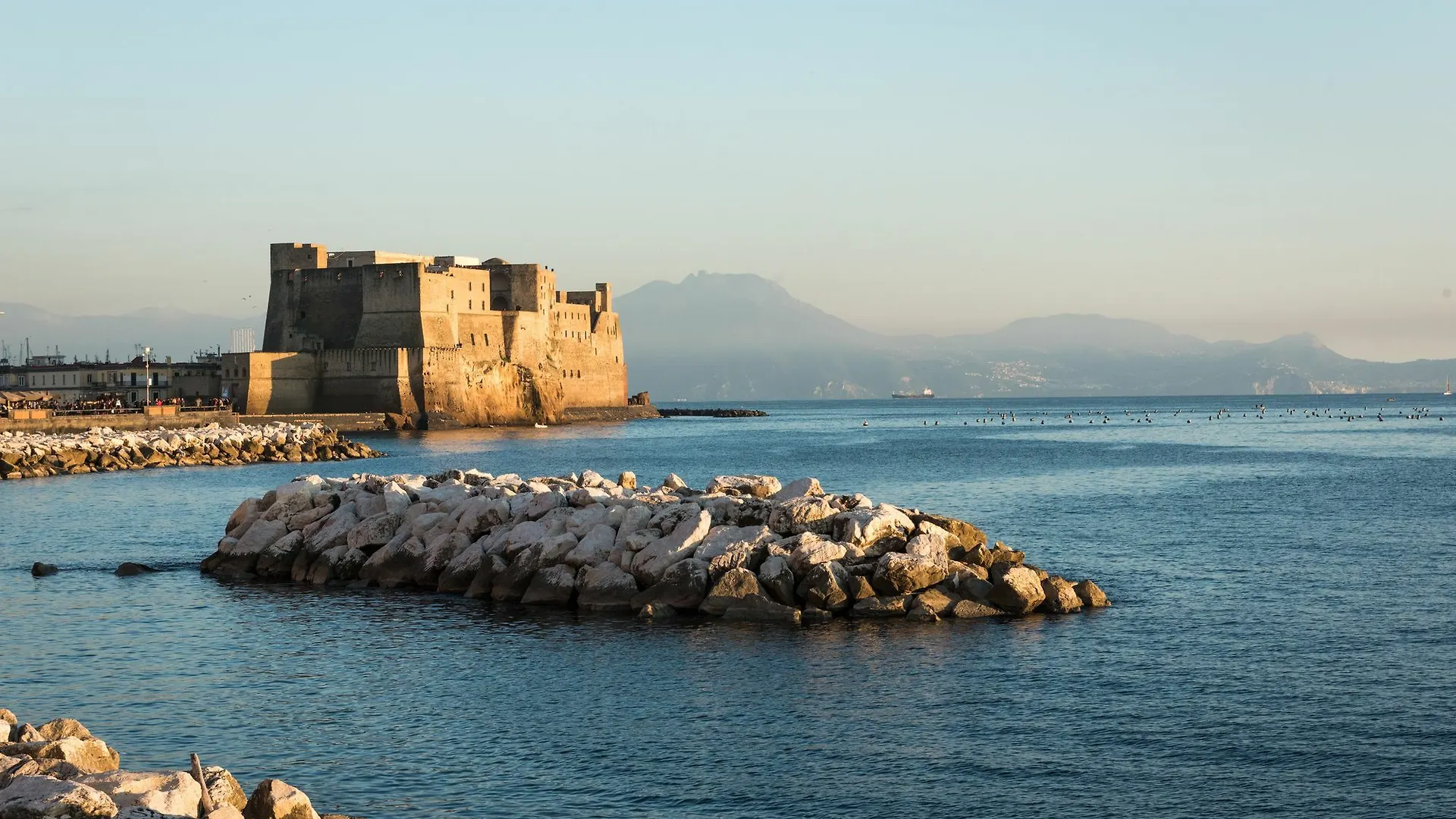 *** בית הארחה Fiorentini Residence Napoli איטליה