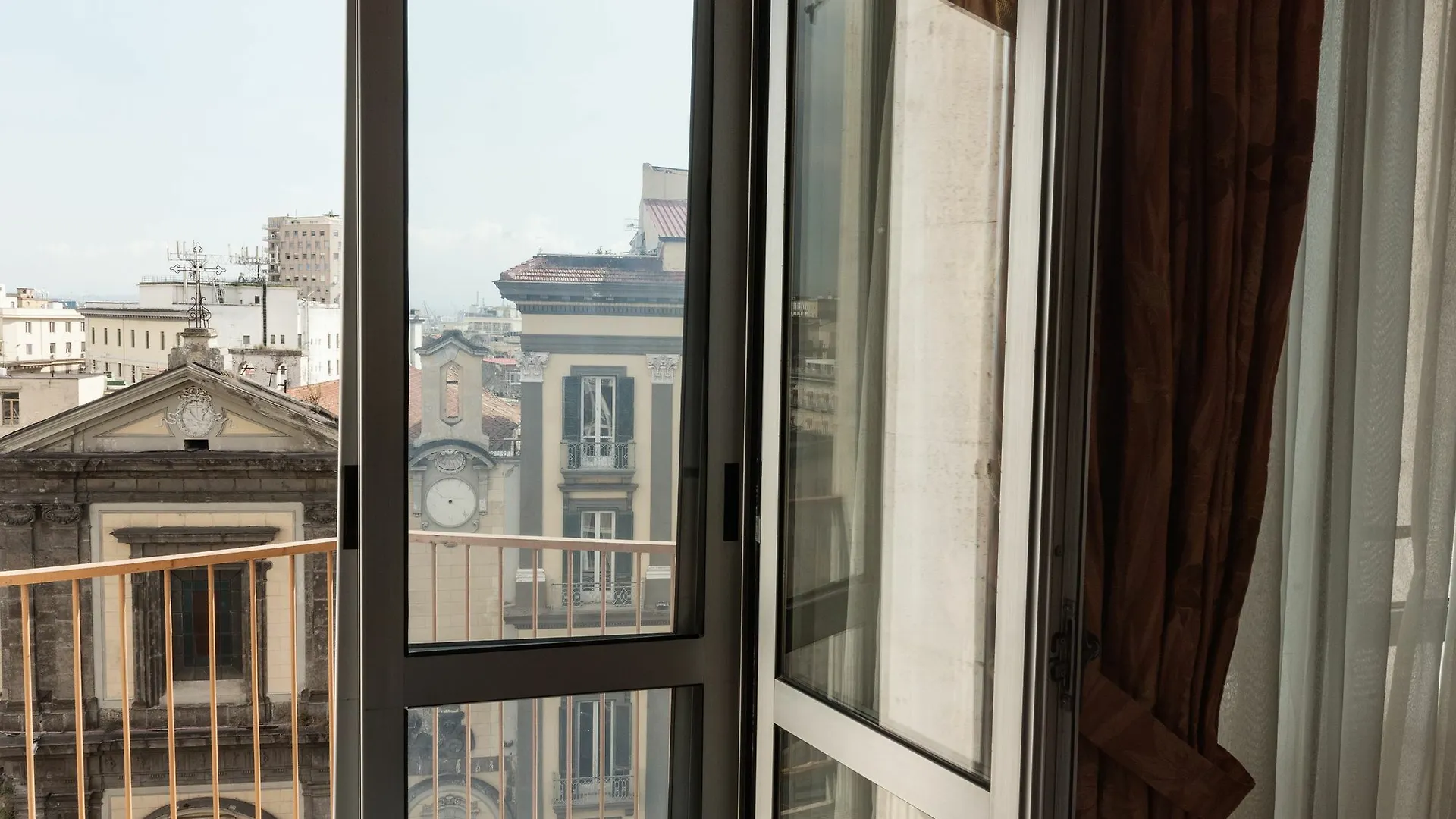בית הארחה Fiorentini Residence Napoli